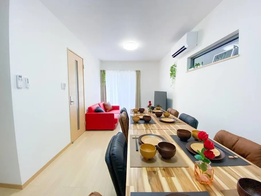 Dom wakacyjny Guest House 橘 2Ldk 2階建て一軒家貸切 Osaka